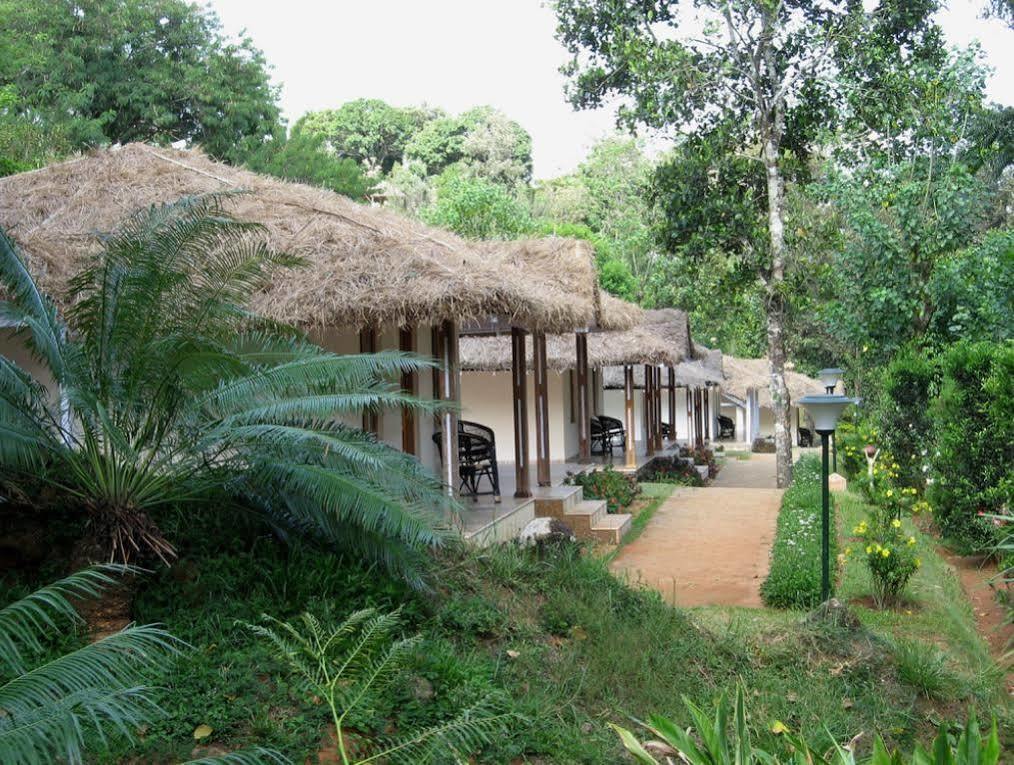 Carmelia Haven Resort Thekkady Exterior photo